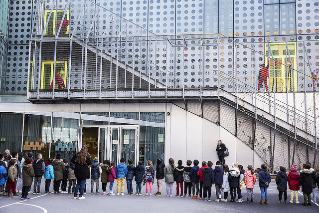 Performance dansée à l'école Claude Bernard